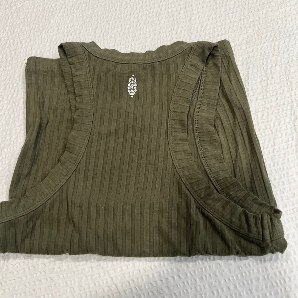 Free people movement olive cropped tank XS women